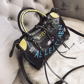 

2020 new creative female bag European and American fashion big bag pu color letter handbag shoulder messenger bag