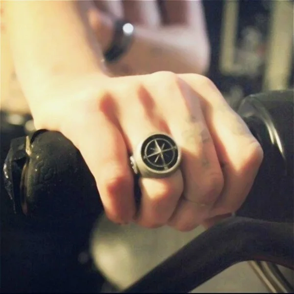 Ins Трендовое Винтажное кольцо с якорем викингов в стиле хип-хоп панк-рок, серебряное кольцо с компасом для мужчин и женщин, роскошные кольца с морским рыцаря, мужские ювелирные изделия