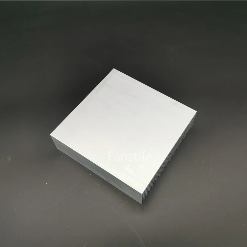 High-density Gear 130*130*38mm LED Lamps Electromechanical Equipment Power Amplifier Signal Transmitter LED Heat Sink Radiator