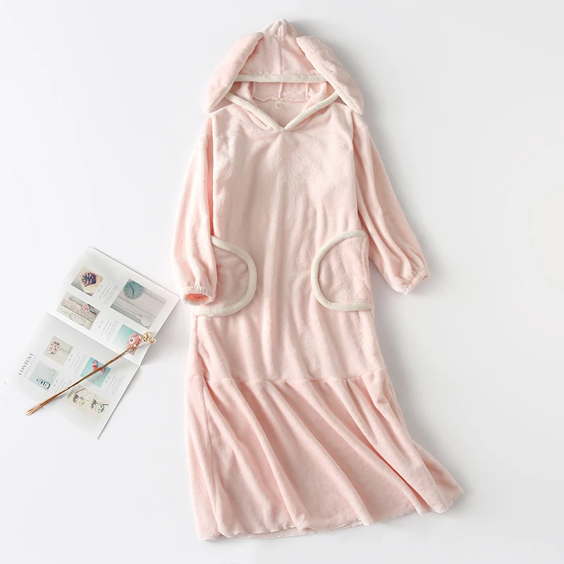 Женская фланелевая ночная рубашка с капюшоном, розовая длинная удобная свободная одежда для отдыха, Бархатный спальный халат до середины икры с капюшоном, ночная сорочка