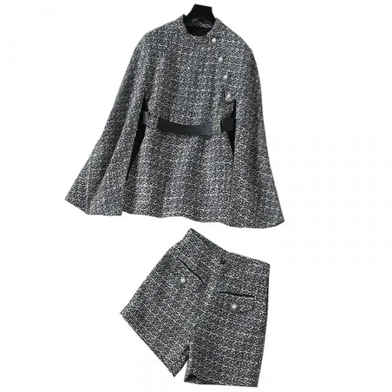 

Red RoosaRosee Designer High Quality Women Shorts Set Cloak Coat Fashion Two Piece Suit Autumn New 2019 Female Clothes Twinset