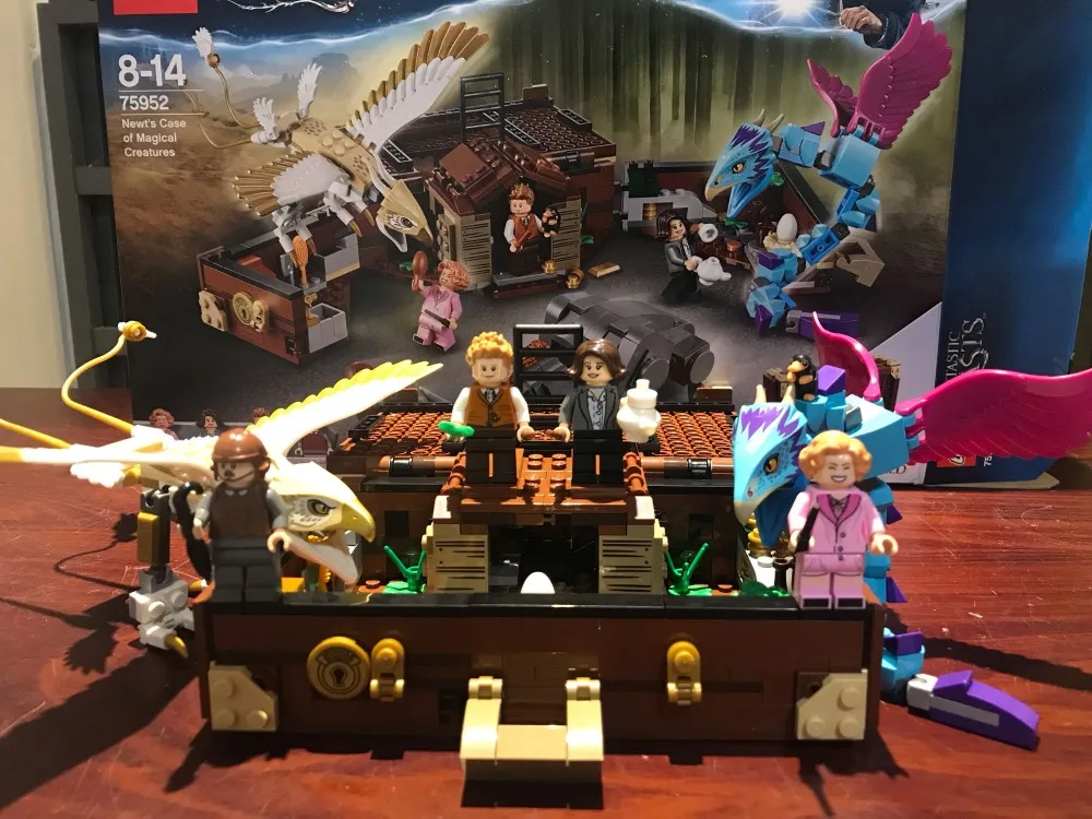 

Fantastic Beasts Newt's Case of Magical Creatures Building Blocks Toys Compatible bela Movie