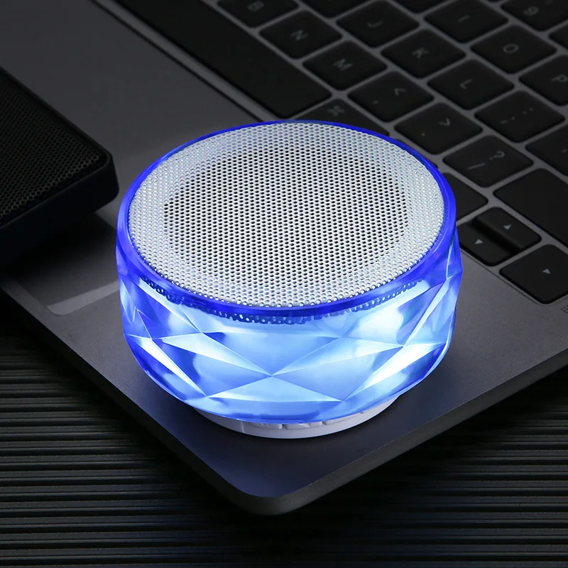 Y06 Bluetooth динамик светодиодный светильник звук Открытый взрывной модели мини беспроводной сабвуфер беспроводной Bluetooth динамик - Цвет: Blue