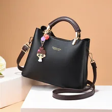  2021 Autumn Hot Sale New Ladies Pure Color Handbags Confident and Comfortable Fashion Urban Elegant and Generous Women's Bags 