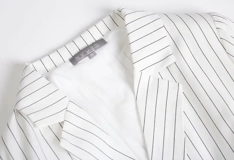 

2019 Fashion Suit Collar Long Sleeve Double Breasted Stripes Slim Fit Slimming Mid-length Sheath Suit Jacket