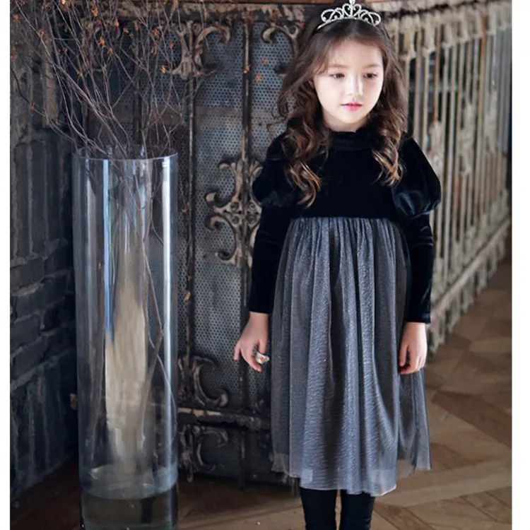 12770741262_701706545