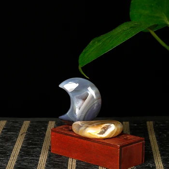 

1 PC natural agate crystal tooth moon ornaments high quality Nordic mineral home shelf crystal modern home decoration gift