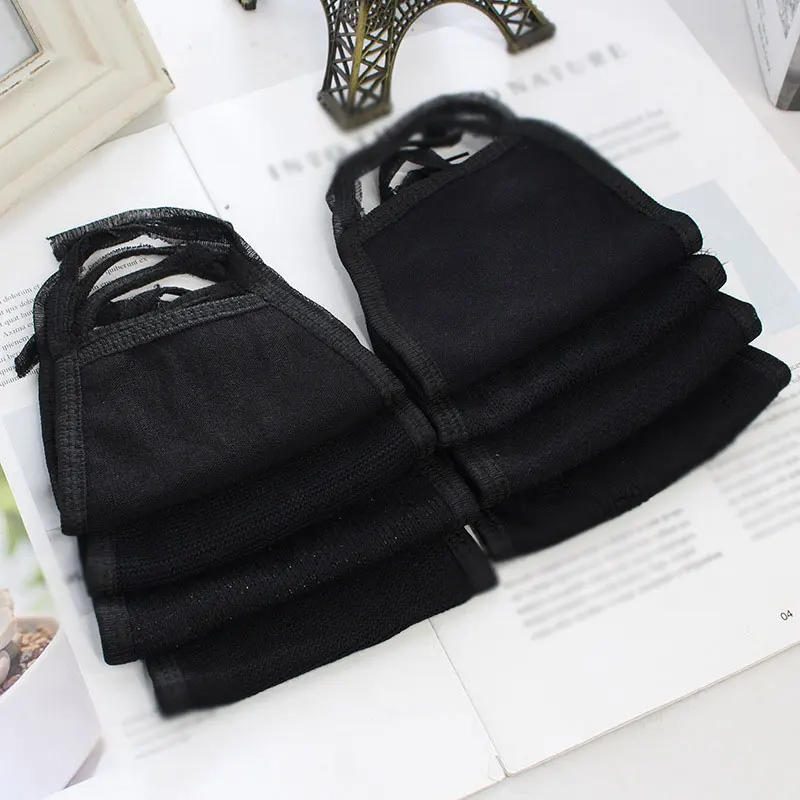 

Black/White Mouth Mask Breathable Unisex Cotton Face Mask Reusable Anti Pollution Face Shield Wind Proof Mouth Cover