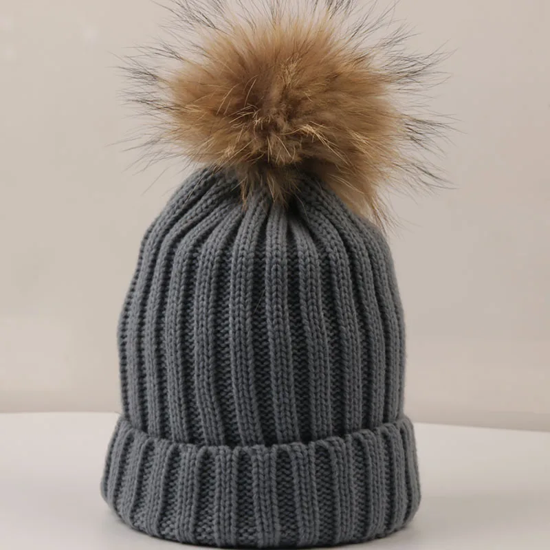 grey DANKEYISI Модная женская шапка с меховым помпоном skullies Beanies, шапка с натуральным енотом, меховая шапка с вязаным помпоном, шапки для женщин, толстая женская шапка - Цвет: grey
