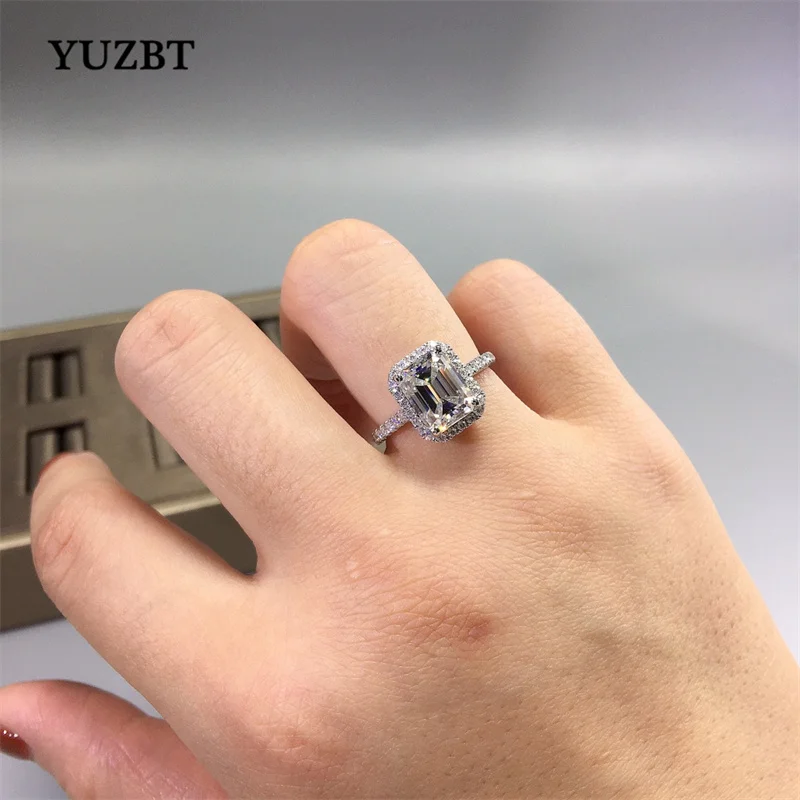 YUZBT Women 925 Silver 1-2 Carat Gemstone Diamond Test Past Brilliant Cut D Color Moissanite Emerald Ring Girls Wedding Jewelry