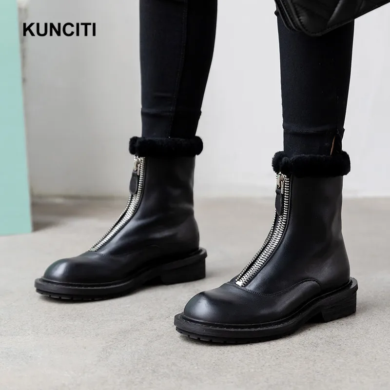 KUNCITI/черные зимние ботинки на молнии спереди; зимние Ботинки martin из натуральной кожи; армейские ботинки на низком каблуке; модные дизайнерские ботинки в европейском стиле; D9308