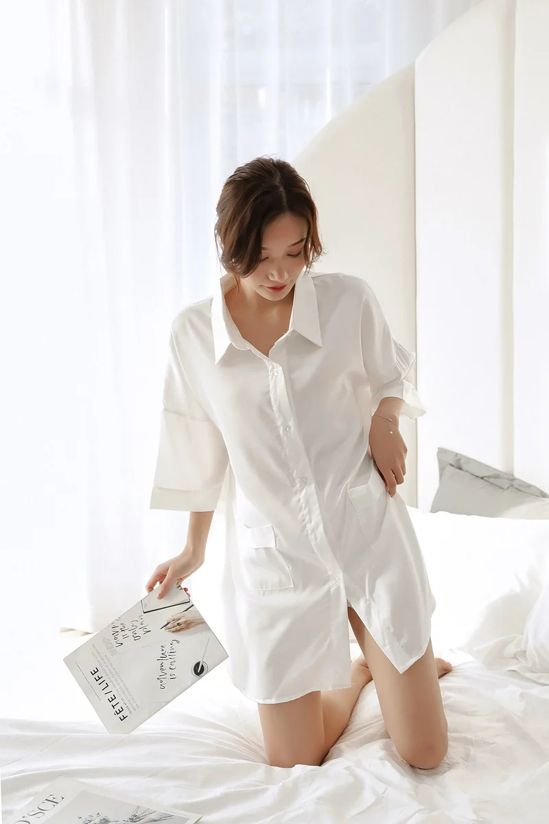 13194445412_1872655726