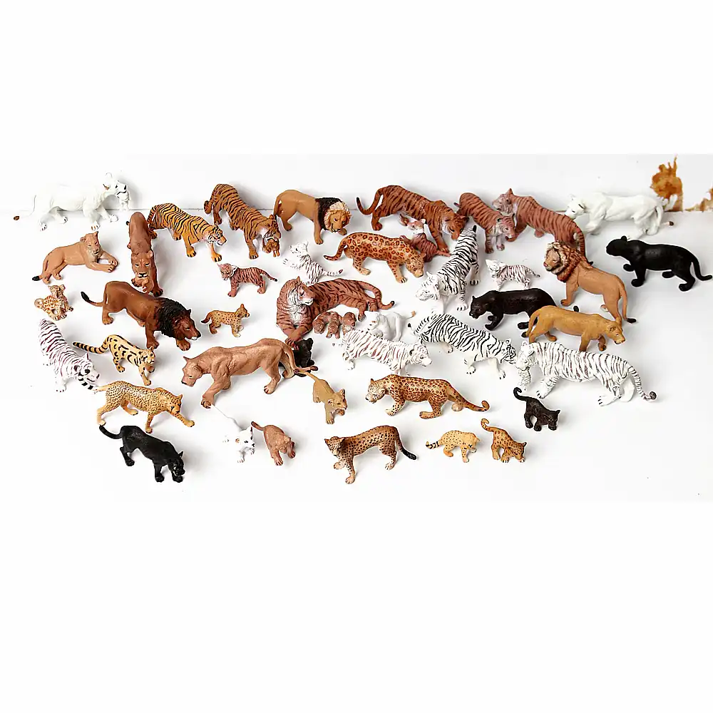 plastic safari animal figurines