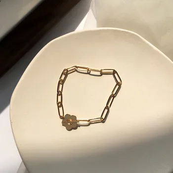 

Daily Life Outfit Cool Western Style Glorious Was White Bracelets Women Chain Style Personalized & Creative xi ha feng Flowers H