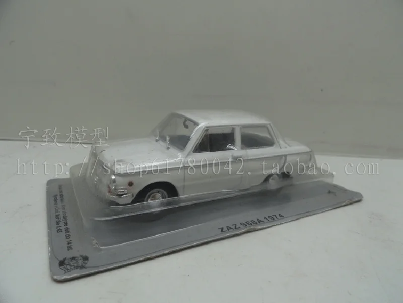 

High Simulation 1/43 ZAZ968A Alloy Cars Toy Die Cast Metal Casting Collection Model Toys Car