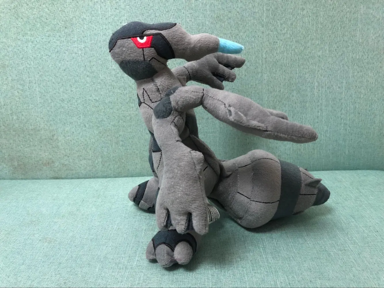 30 см Плюшевые игрушки Reshiram крутой аниме фильм pet плюшевые мягкие новые положительные энергии реалистичные Хэллоуин Рождественский подарок для детей