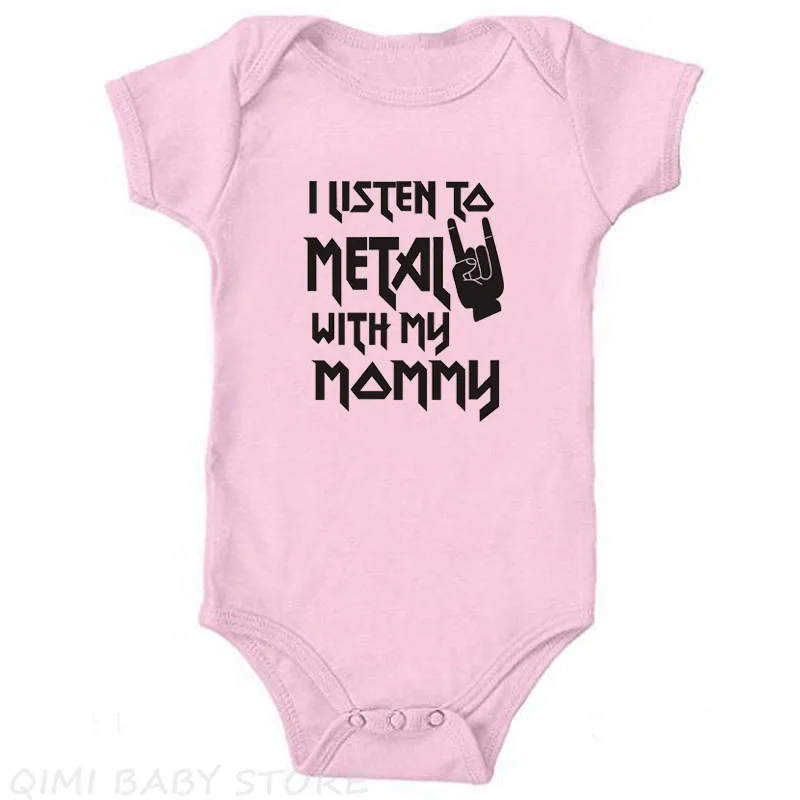 Mommy-Pink Детский комбинезон с надписью «I listen to Metal with my Mommy and Daddy», хлопковый комбинезон с короткими рукавами для малышей, одежда для маленьких мальчиков и девочек - Цвет: Mommy-Pink