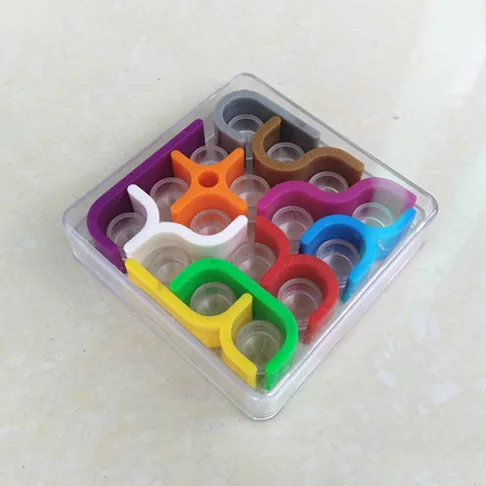 3d сумасшедшие кривые Пазлы для детей и взрослых, Обучающие головоломки Монтессори, кубическая коробка, интеллектуальные игрушки IQ - Цвет: colourful
