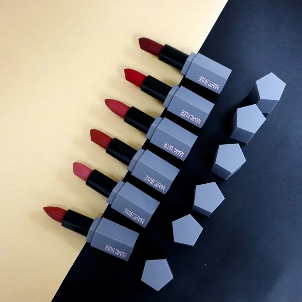 

Glossy Natural Moisturizing Lip Gloss Lipstick Long Lasting Sexy Women Fashionable Lip Makeup Lipstick Cosmetic Tools