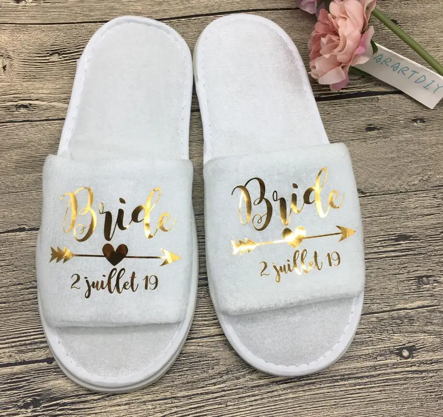 

Personalized Wedding Slippers,Bridal Party Slippers.Bachelorette party favors gifts,Wedding gifts,birde tribe slipper