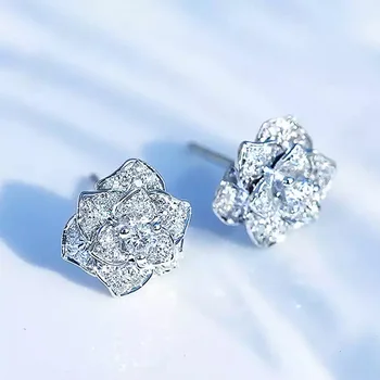 Huitan Shiny Cubic Zircon Flower Stud Earring for Women Silver Color Delicate Anniversary Gift Lady Stylish Accessories Ear Ring