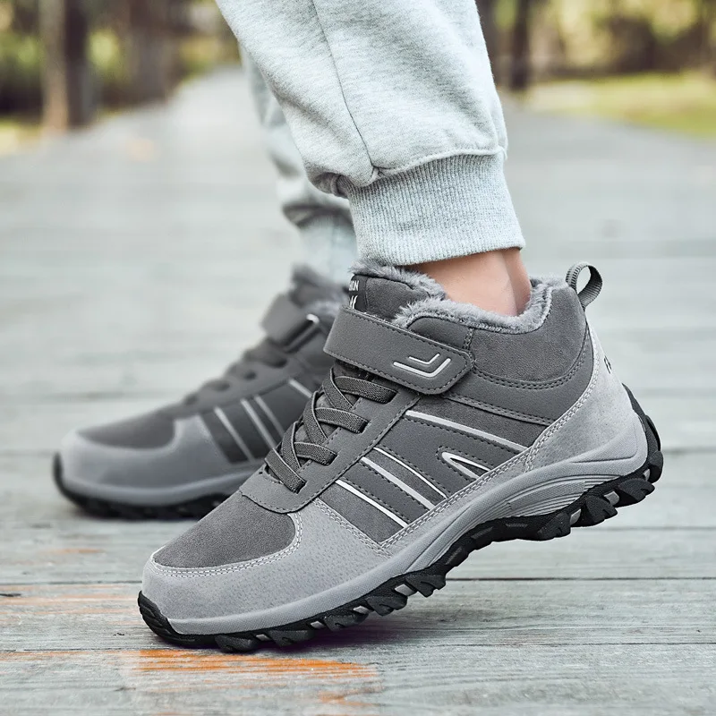 

Winter New Style Hight-top Middle-aged Mom Shoes 46 Large Size plus Cotton Warm Old Man Walking Shoes Men Padded