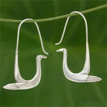 

Elegant Temperament Simple Silver Swan Earrings Creative Fashion Personality Animal Element Jewelry Women's Accessories Gifts