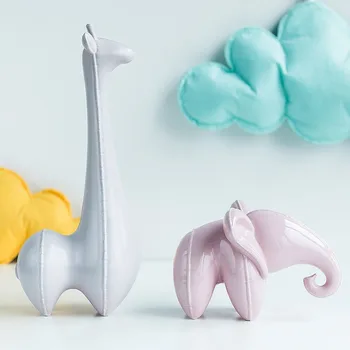 

Nordic Style Ceramic Giraffe Animal Craft Toy Children's Room Decoration Fairytale Garden Decoration Accessories Statue Living