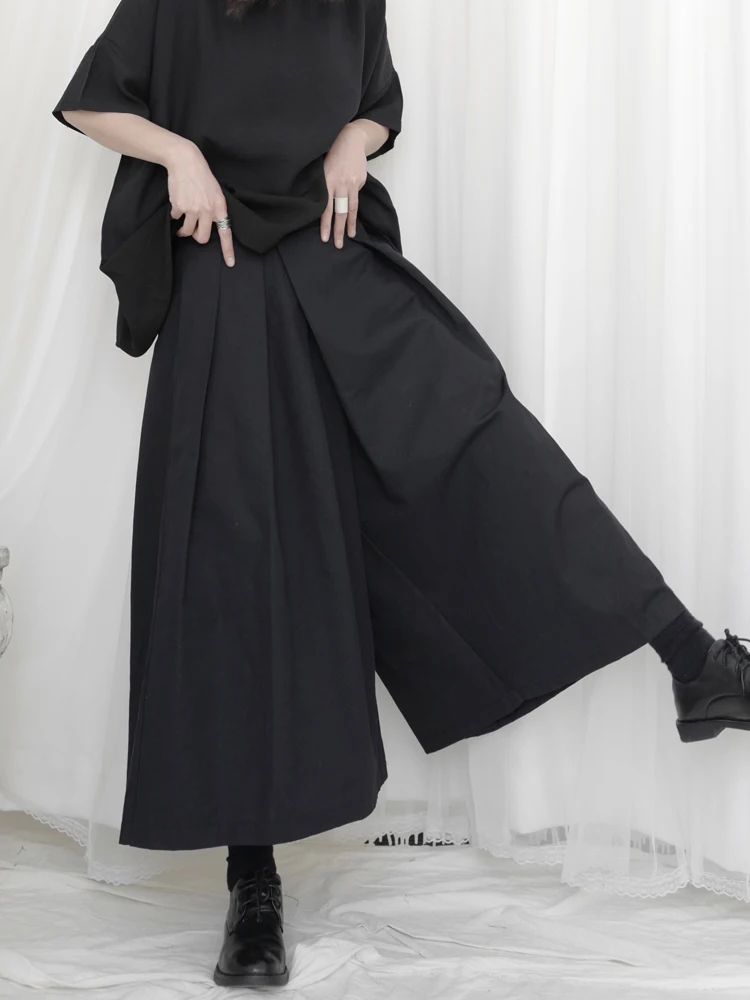 Yamamoto Black Capri Pants, high-waisted woman, slim, irregular, Japanese wide-legged Pants Yamamoto Black Capri Pants, high-waisted woman, slim, irregular, Japanese wide-legged Pants