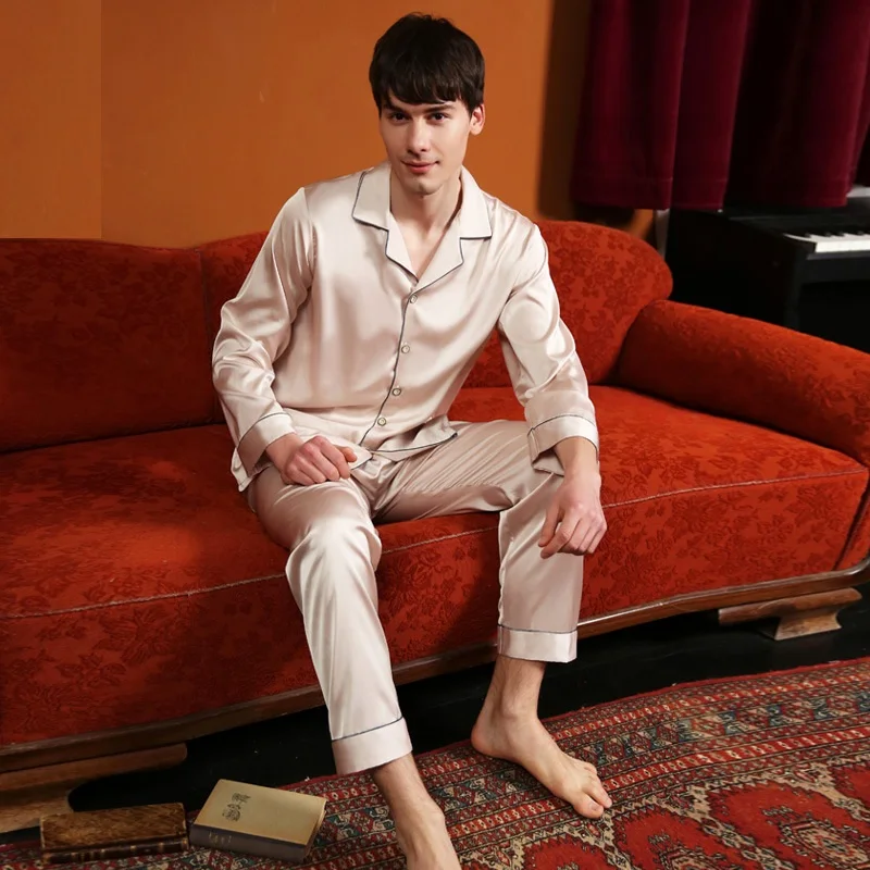 13797503561_1868130666