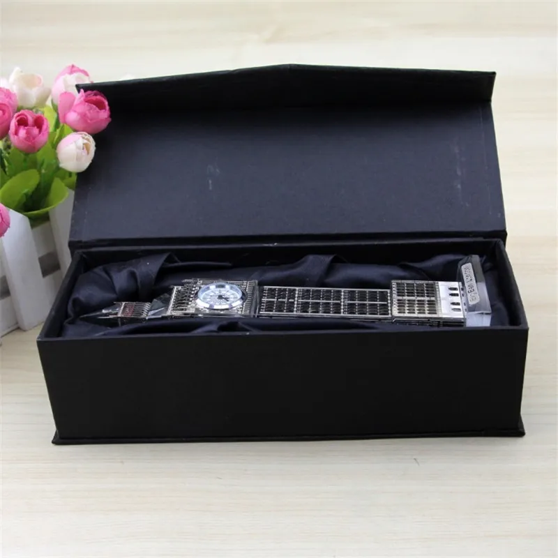 2156936970_1394817363