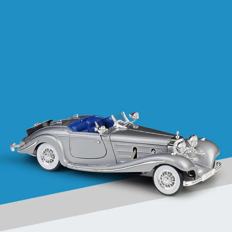 Maisto 500K Классическая литая под давлением модель автомобиля 1:18 из металлического сплава Высокая имитационная машина с базой Игрушки для мальчиков подарки для мальчиков - Цвет: Серый