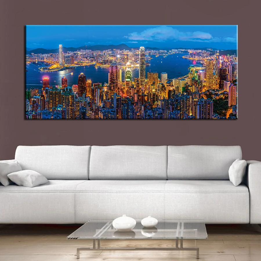 AA2422 Hong Kong Twilight