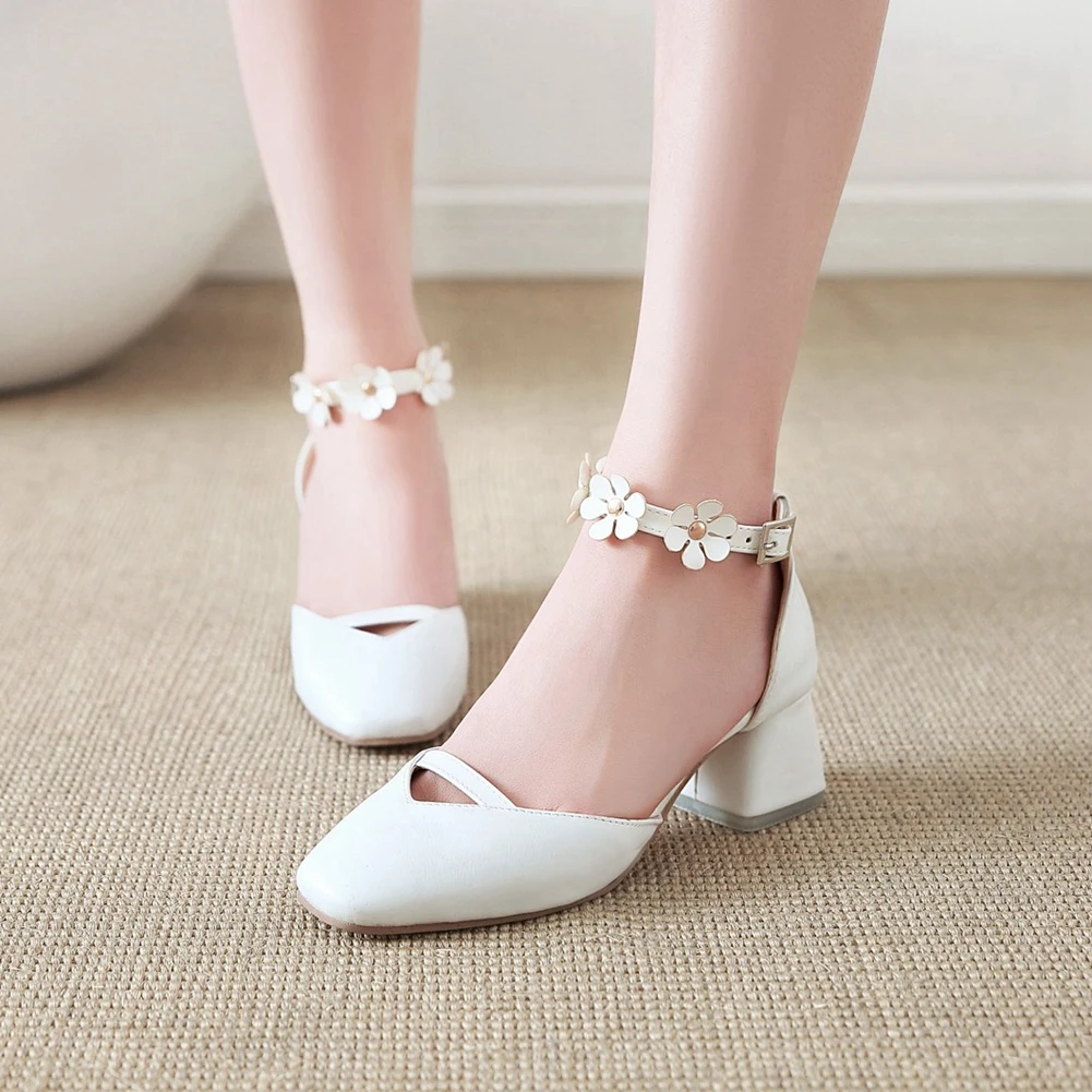 

Sarairis 2020 New Fashion Square Heels Casual Shoes Women Sandals Female Buckle Strap Flower Concise Sandals Women Shoes