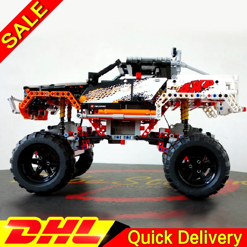 

LP 20014 Technic Kits Ultimate Version The Remote-Control Four-Wheel Drive Off-road Vehicles Blocks leleings Toys Clone 9398