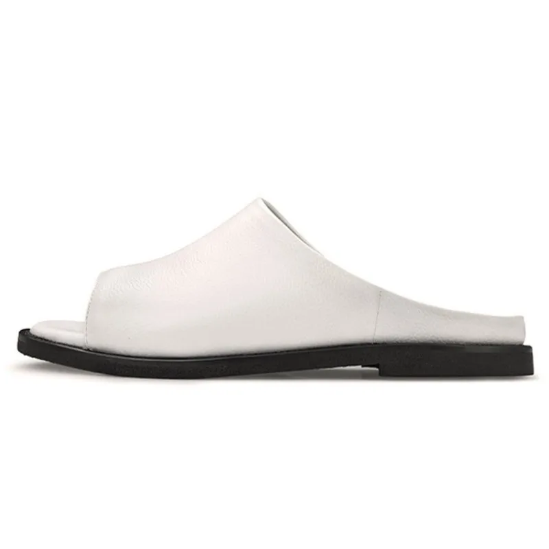 conew_3384686897_64868634_conew1