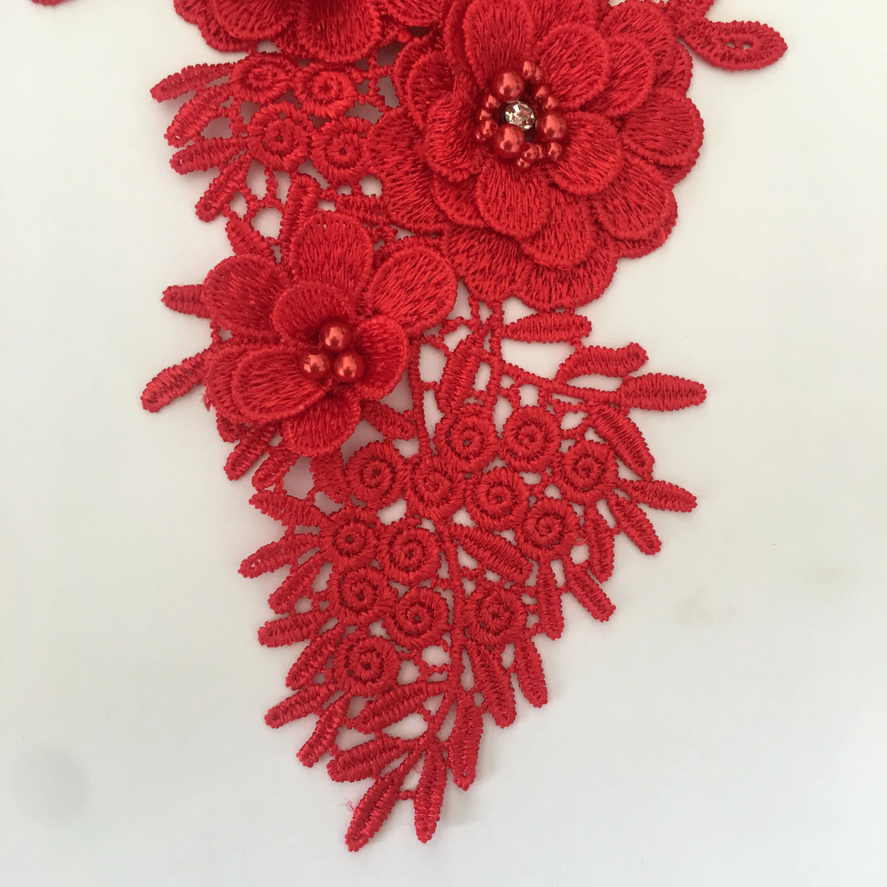 Новое поступление красная Цветочная кружевная ткань DIY Вышивка аппликация кружевной воротник шитье декольте декоративные принадлежности для одежды аксессуары