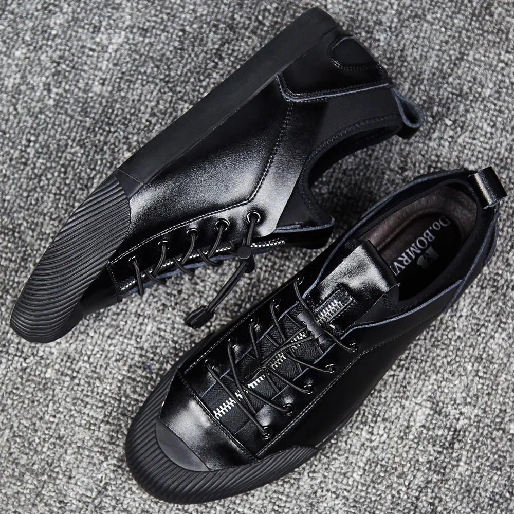 New Men's Leather Casual Shoes Men's British Style Designer Shoes Elastic Band Moccasins Men Loafers Sneakers Black Silver