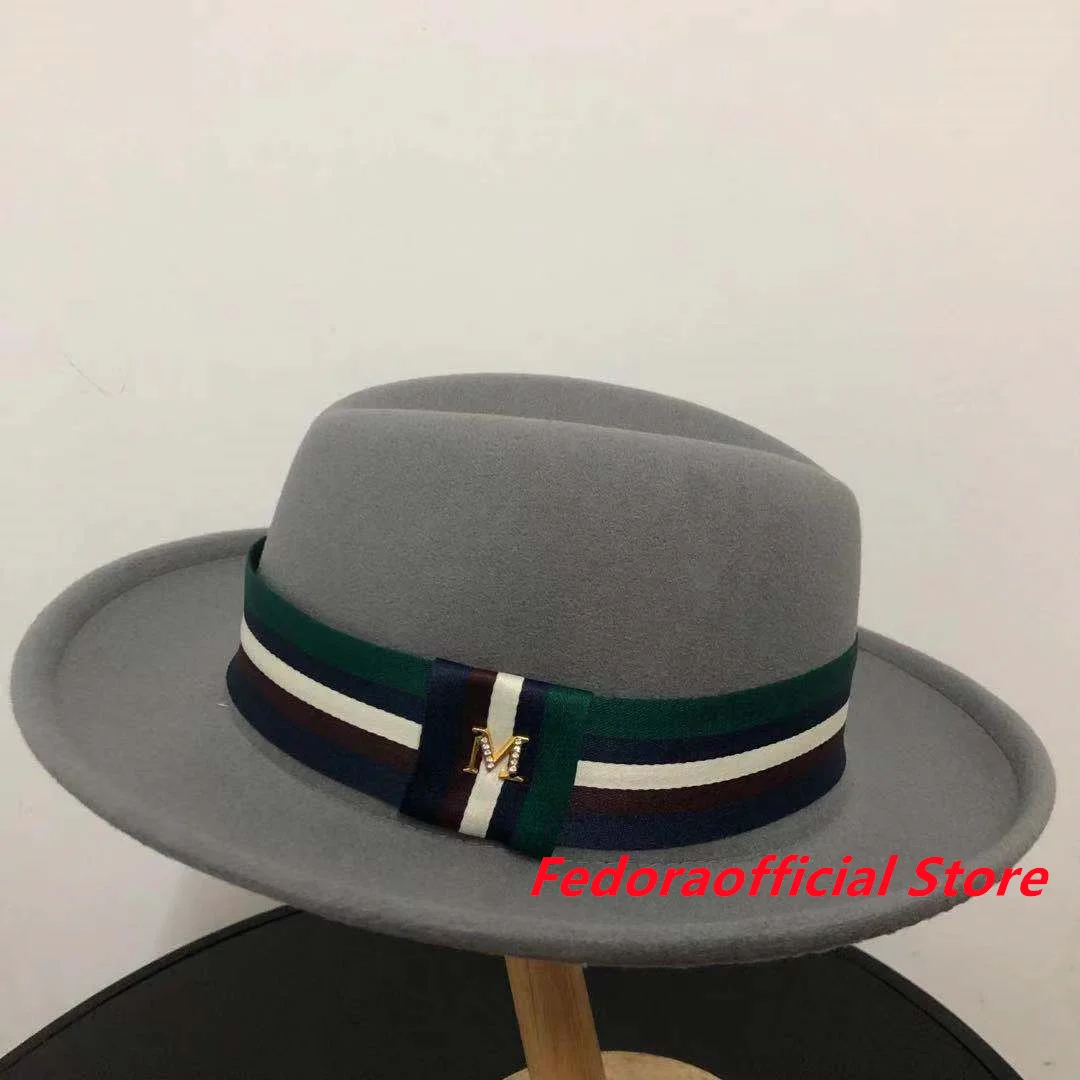 cream fedora hat Wholesale price Fedora hat new oval hat top M logo green ribbon accessories winter men and women felt jazz hat шляпа женская packable fedora