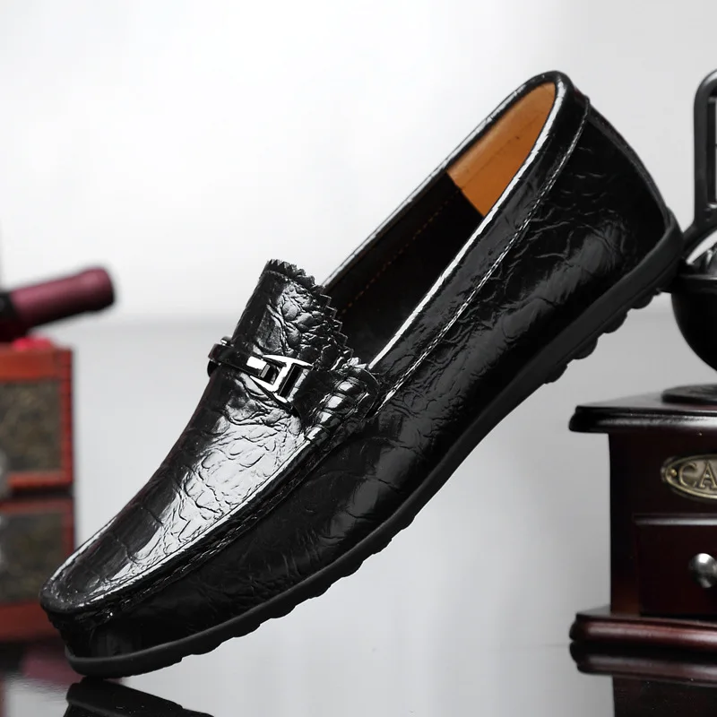 

Big Size 37-46 Breathable Leather Loafers Mens Flats 2020 Summer Fall Genuine Leather Shoes Men Driving Moccasins Casual Shoes