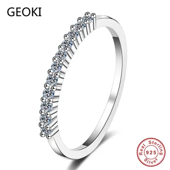 

Geoki Passed Diamond Test 0.22 CT Simple Round Perfect Cut Elegant Moissanite Ring Teen Girl Cocktail Rings Women Fine Jewelry