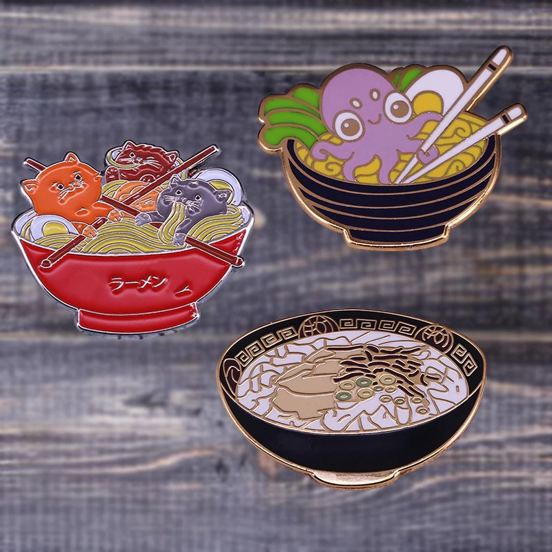 Gatti Polpo Ramen Smalto Pin Cibo Giapponese Gioielli Divertente Cartone Animato Gatto Mangiare Noodle Spilla Foodie Carino Aggiunta