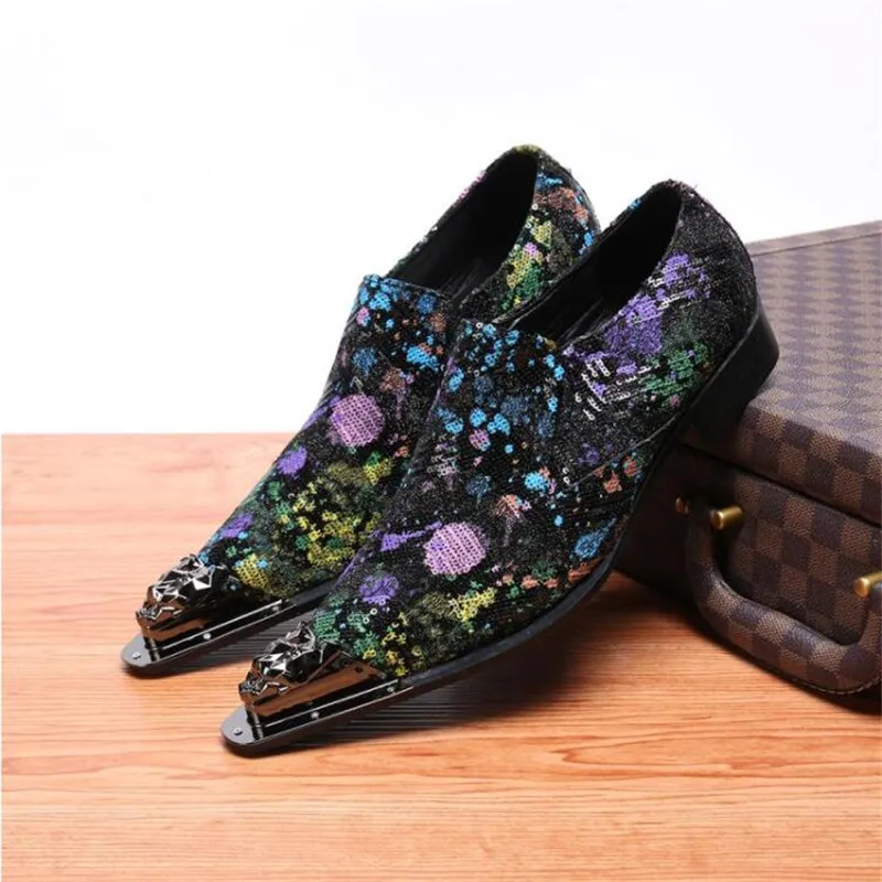 

Italian Fashion Man Casual Shoes Metal Toes Mixed-Color Flowers Cover Loafers Bullock Party Business Men Dress Wedding Shoes
