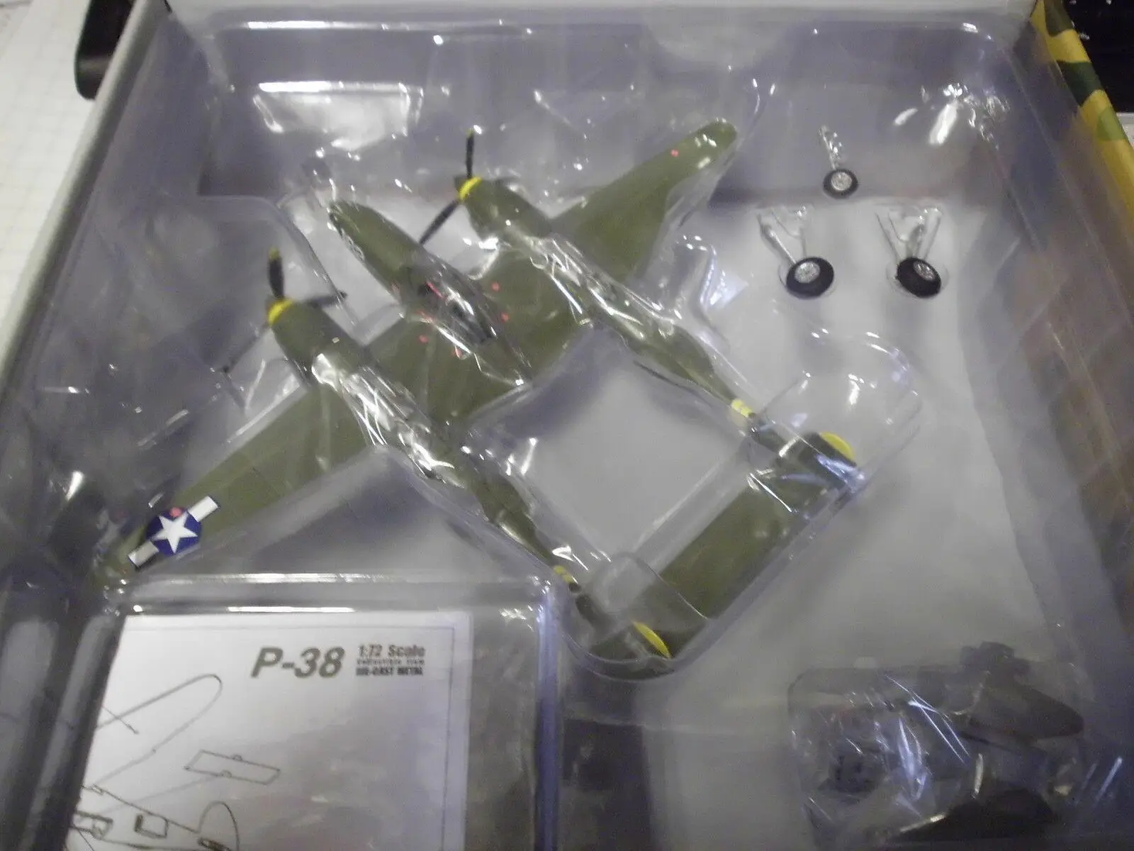 Второй мировой войны Herpa USAAF P-38J 1/72 литье под давлением модель самолета