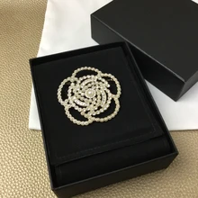 

Brand Top Luxury Brand Diamond Pearl Flower Brooch Inlaid With Steel, Glittering Pearl Full Of Gold