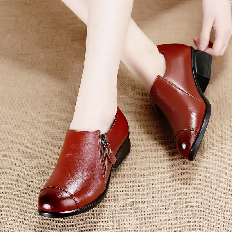 

2019 Spring New Style Leather Shoes Waterproof Anti-slip round-Toe Square Heel Middle-aged Mom Shoes