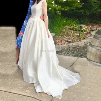 

Sexy Backless A Line Satin Wedding Dresses with Pockets Off the Shoulder Scoop Neck Sleeve Bridal Gowns Cheap 2020 Bride Dress