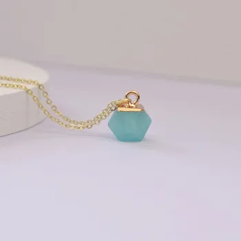 

Dainty Chain Irregular Cube Semi Precious Stone Necklace Natural Stone Short Necklace Women Girl Necklace&Pendant
