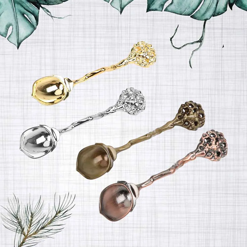 Royal Style Flatware Table Decoration Alloy Vintage Carved Small Coffee Spoon Dessert Spoon Creative