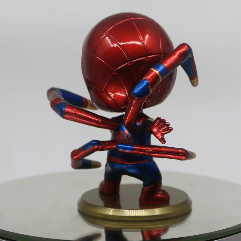 Marvel Hero Returns Ht Сияющий вращающийся автомобильный комплект для гаража с милым человеком-пауком, модель Cosbaby Decoration